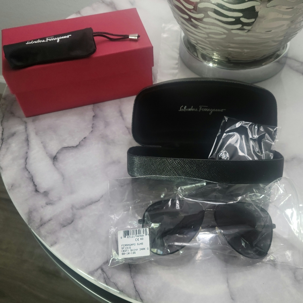 Brand new sunglasses